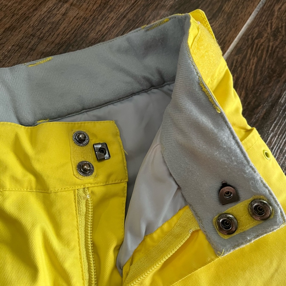 Quiksilver Kids Bright Yellow snowboarding pants